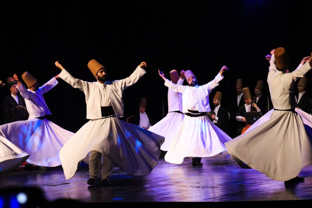 Sufi Wisdom: Exploring Spirituality and Divine Love